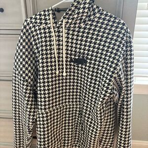 Water Brothers XL sweatshirt